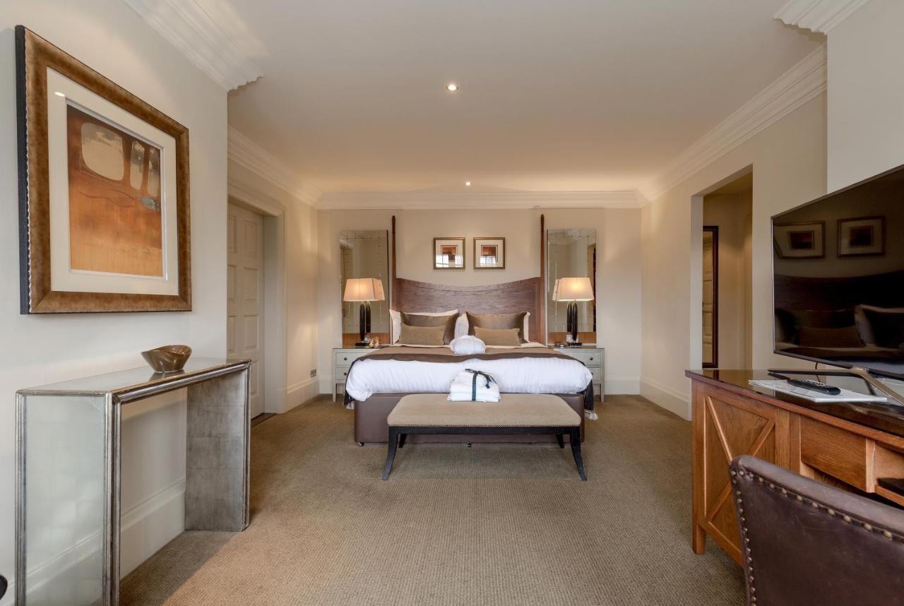 Western House At Racecourse Hotel 4*