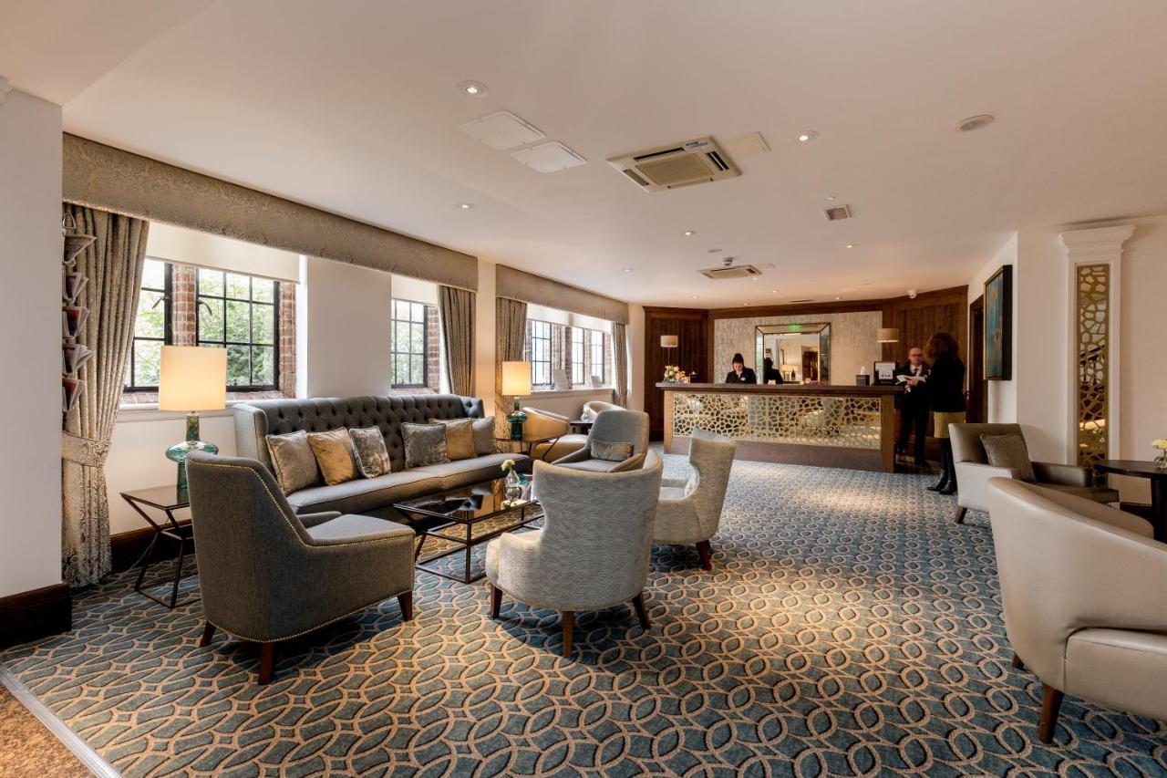 Western House At Racecourse Hotel
