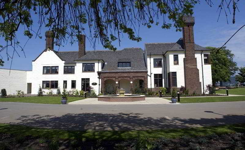 Hotel Western House At Racecourse 4*